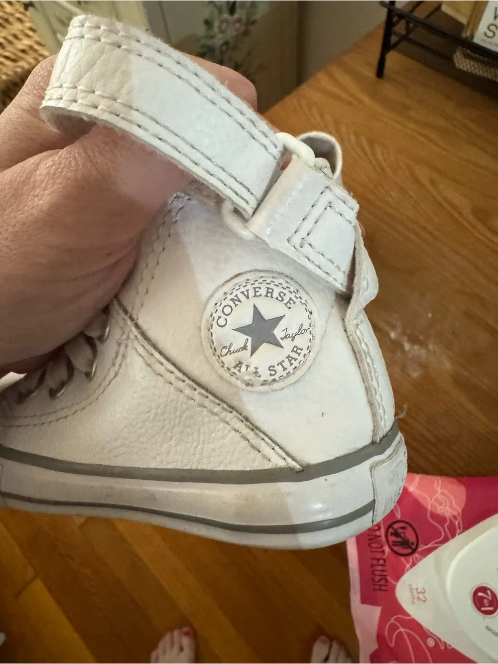 Converse Chuck Taylor White Leather High Top Strap Shoes 5 toddler